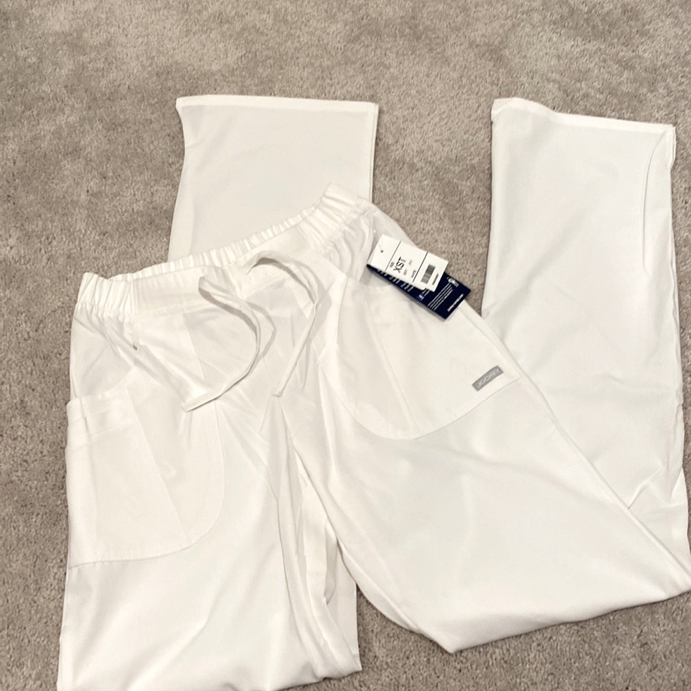 Brand new TALL xs jockey scrubs; bright white